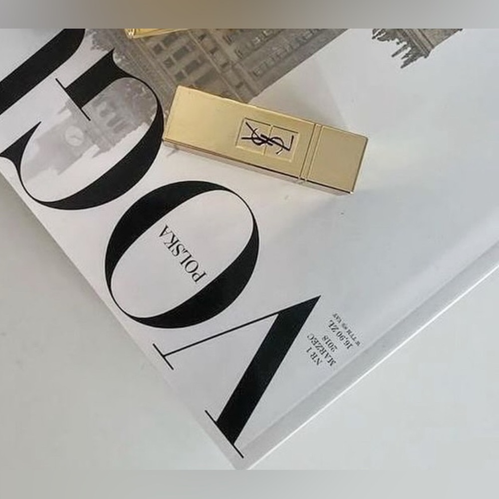Yves Saint Laurent Elegant Gold Lipstick Holder ( small)